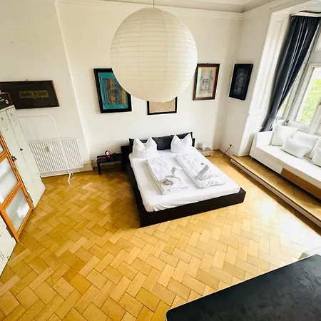 Loft Vanelyn Retro Terrace