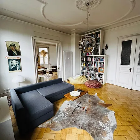 Loft Vanelyn Retro Terrace Apartmán *